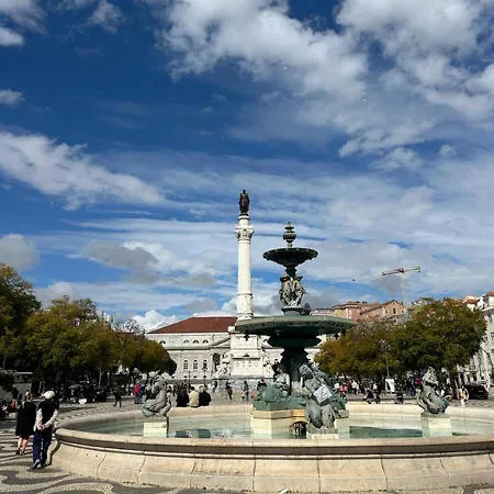 Appartamento Elegant 2br Heart Of Lisbona