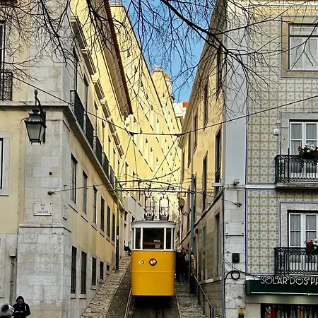 Elegant 2br Heart Of Lisbona