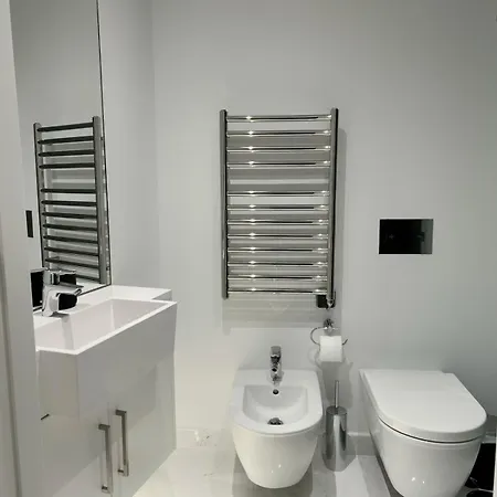 Appartamento Elegant 2br Heart Of *